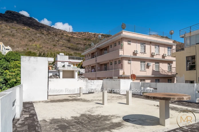 Spacious 3-Bedroom Home or Office Space for Rent  Port Louis