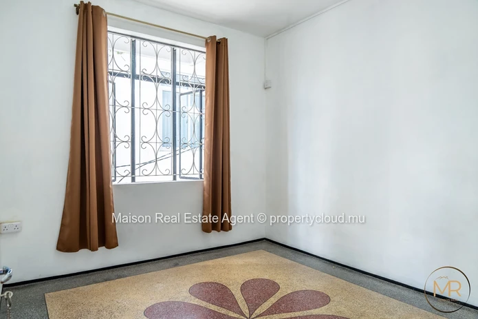 Spacious 3-Bedroom Home or Office Space for Rent  Port Louis